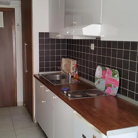 11 Apartment